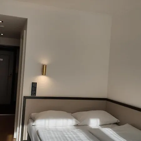 Ξενοδοχείο Aurbacher Hof Gmbh