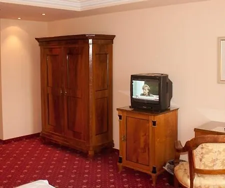 Aurbacher Hof Gmbh Hotel