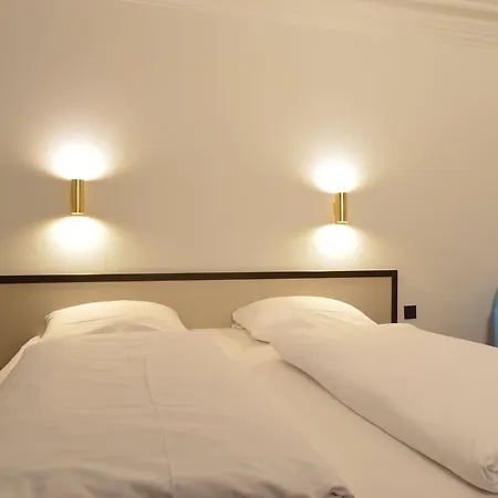 Aurbacher Hof Gmbh 3*