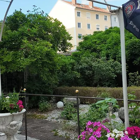 Aurbacher Hof Gmbh München