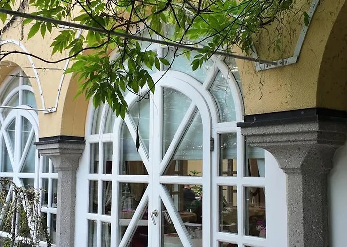 Aurbacher Hof Gmbh Hotel