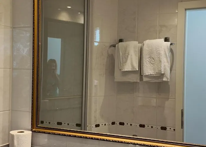 Aurbacher Hof Gmbh München