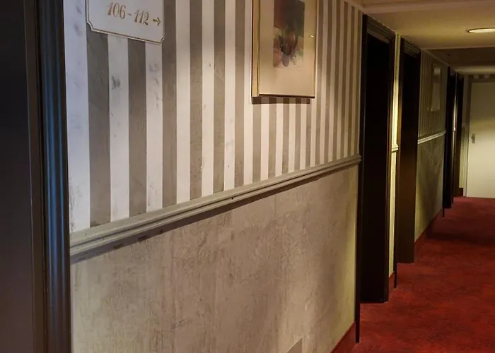 Aurbacher Hof Gmbh 3* München