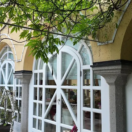 Aurbacher Hof Gmbh Hotel