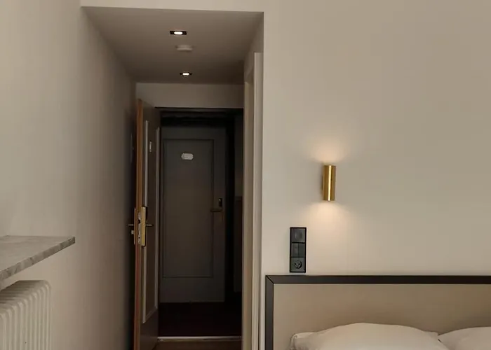 Aurbacher Hof Gmbh München